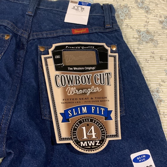 Wrangler Cowboy Cut Women’s Jean NEW Size 3 x 36 Slim fit tapered Fits over boot - Picture 4 of 9